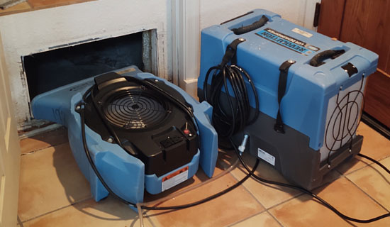 carpet air blower / fan and dehumidifier. Commercial Cleaning and Restoration professional equipment.